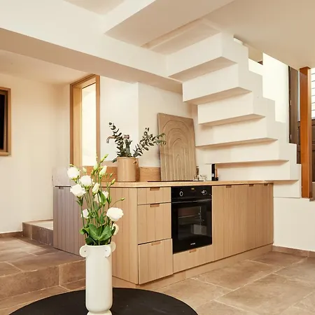 בית נופש Sea Path Vii Old Town Luxury Maisonette Steps To *