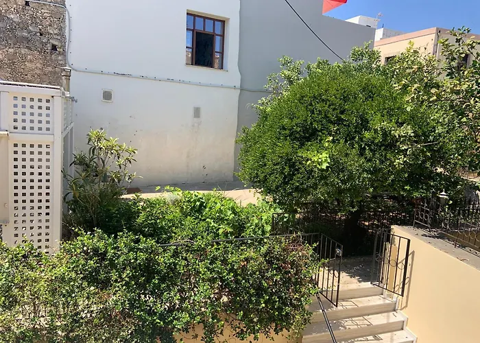 Sea Path Vii Old Town Luxury Maisonette Steps To Rétino